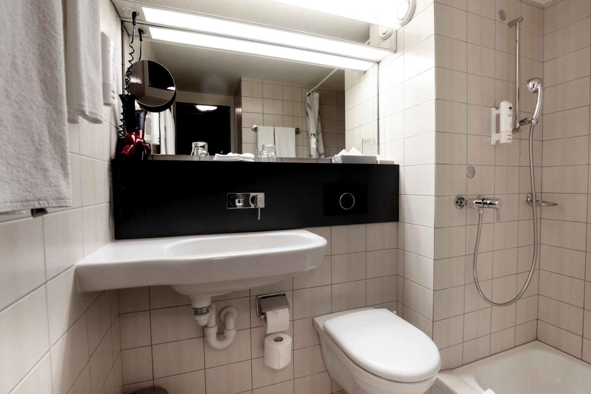 Hotel Thurgauerhof Self-Check-In فينفيلدن المظهر الخارجي الصورة